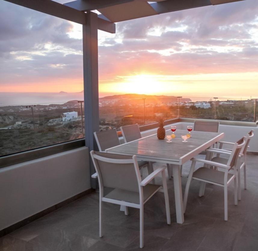 Luxe Maroussi Villas Пиргос Экстерьер фото