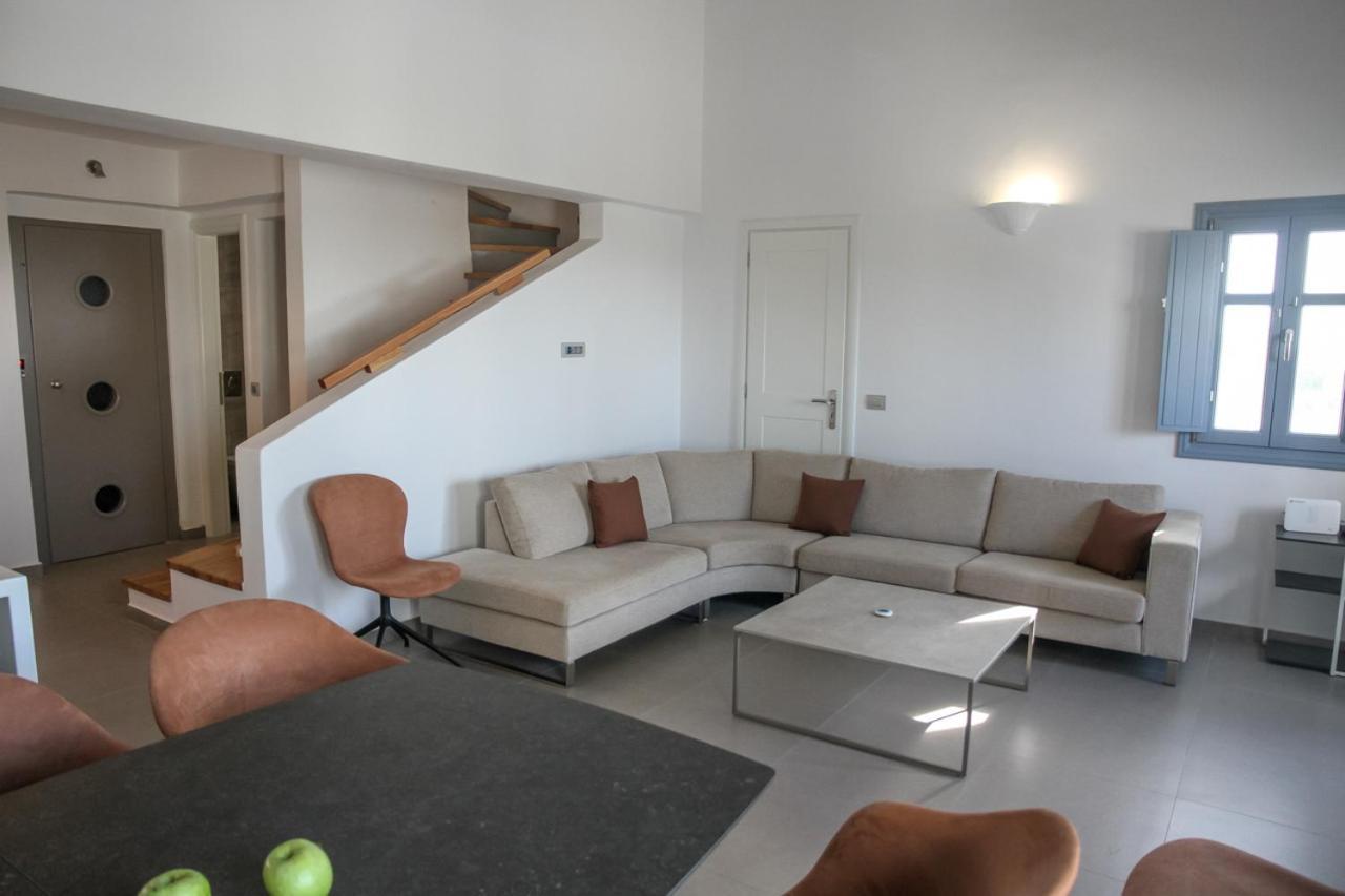 Luxe Maroussi Villas Пиргос Экстерьер фото
